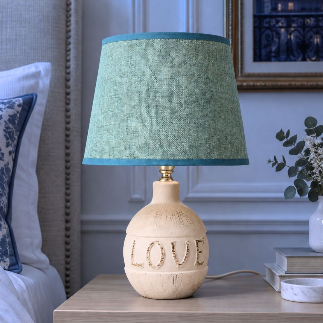 Love Pattern Table Lamp