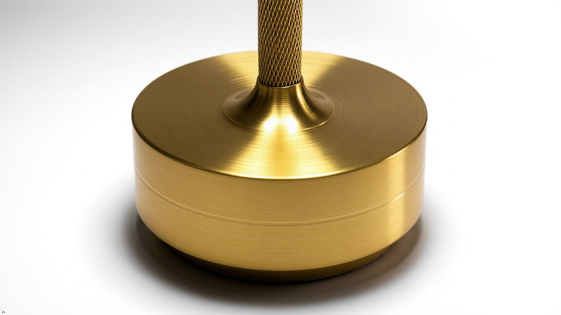 GLIDED TAP LAMP