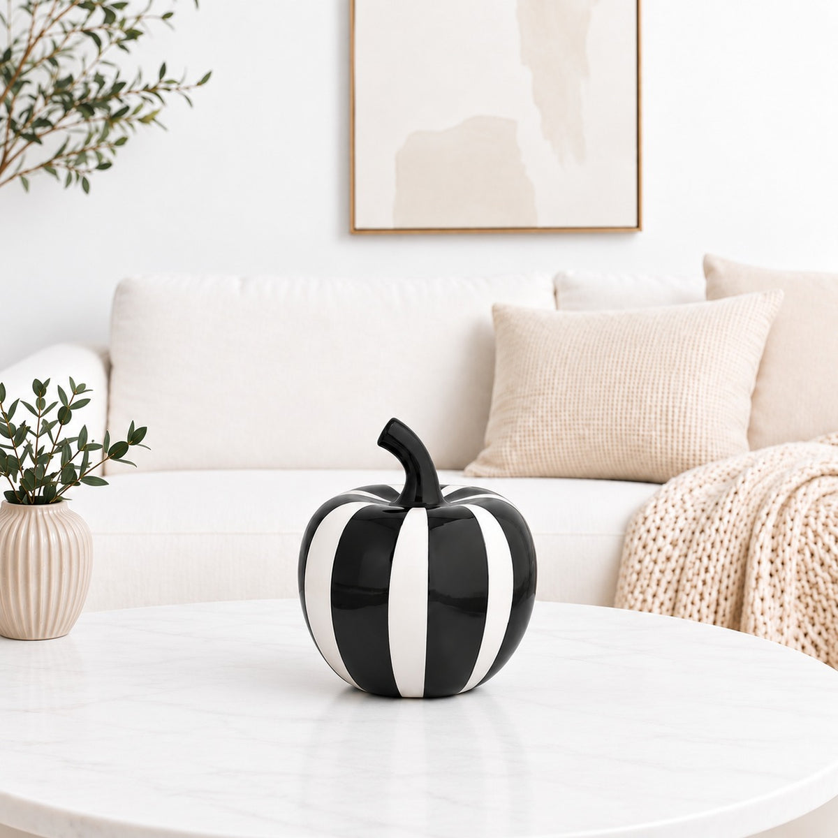 Monochrome Apple Décor Duo